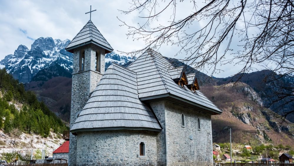 Tour Operator in Albania - Star Tours Albania - Travel Agency Tirana - Car Rental Albania - Balkan Tour Operator, Travel Packages